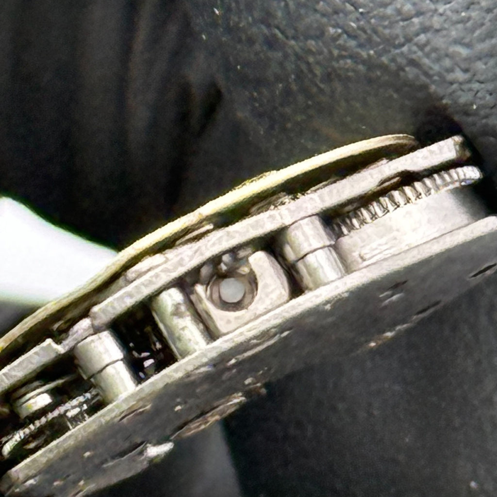 Timex 468 Watch Movement Great Britain Manual Wind Vintage Parts Repair 15.3mm