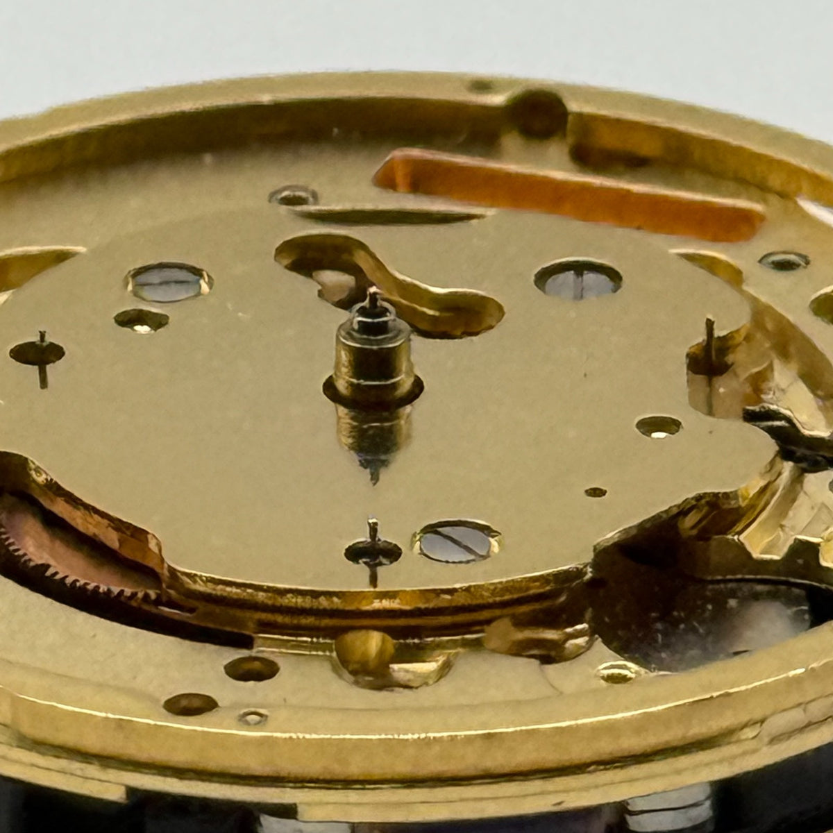 Ronda 5040.D Watch Movement Quartz Swiss R9 13 Jewels Vintage Parts 28.5mm