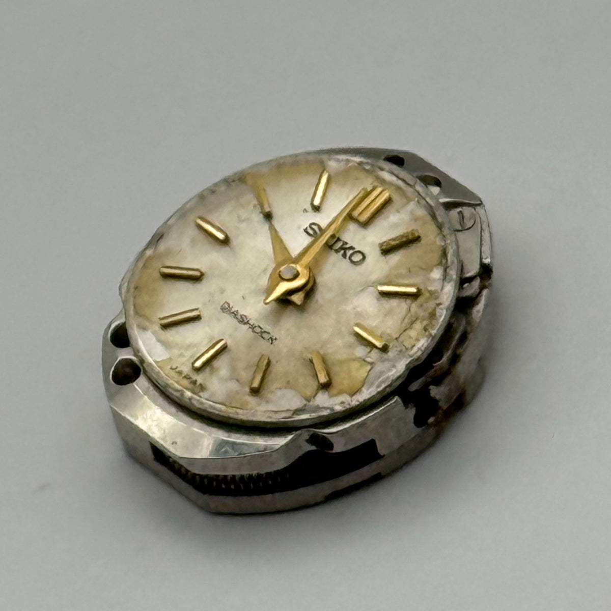 Seiko 10C Watch Movement Diashock Japan 17 Jewels Manual Wind Parts Repair 13mm