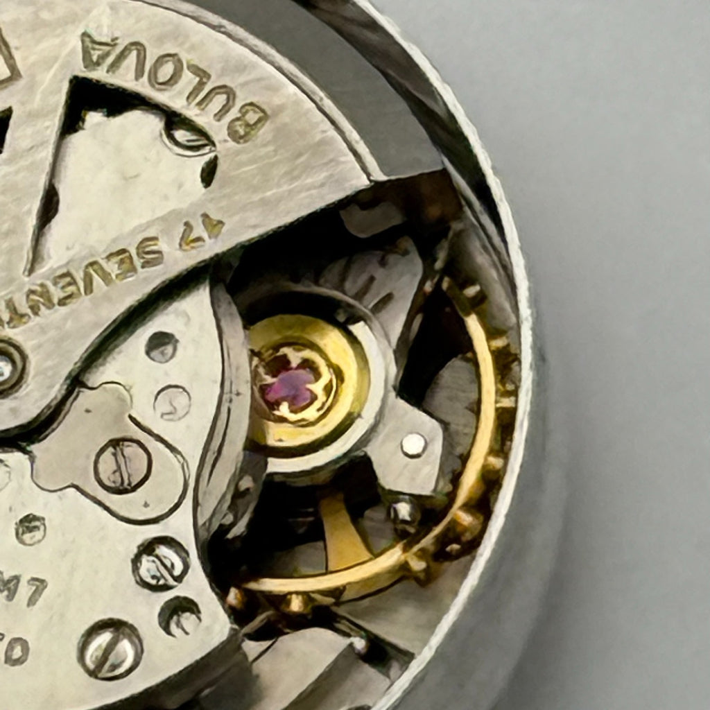 Bulova 6CMAC Watch Movement Running 17 Jewels Swiss Automatic Parts 16.4mm