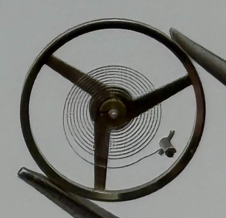 FEF 6680 Balance Wheel Complete And Spring Renata 1712 Watch Movement Parts NOS
