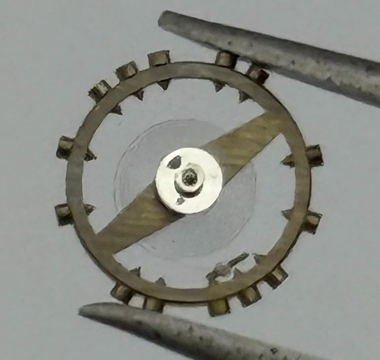 PUW 70 73 Balance Wheel Complete And Spring 5’’’ 517 Watch Movement Parts NOS