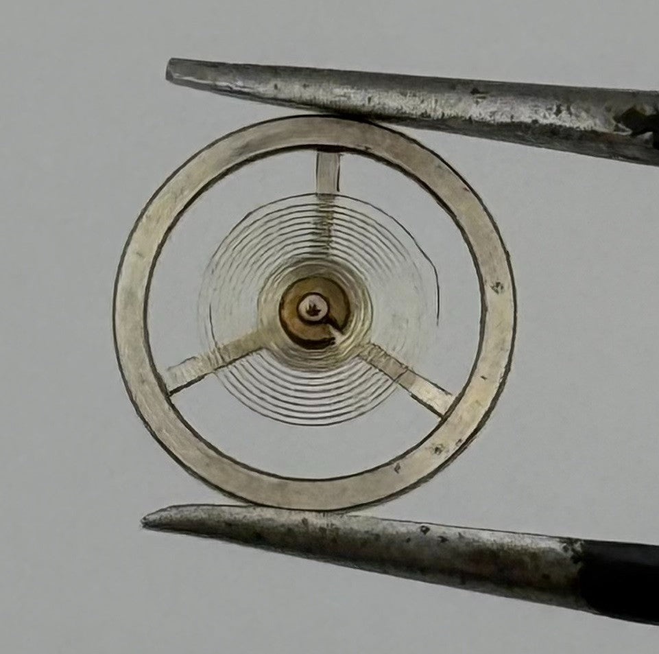 Smiths XY 230 Balance Wheel Complete And Spring 1718 M Watch Movement Parts NOS