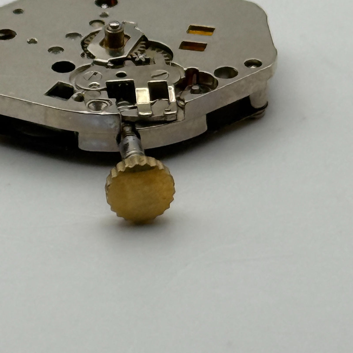 Harley 672 Watch Movement Quartz Swiss Untested Parts Repair Spares 15.3mm