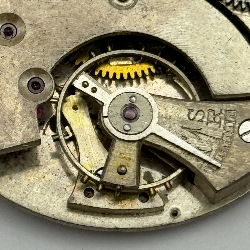 10 Jewels Pocket Watch Movement Unidentified Vintage Parts Repair 41.4mm