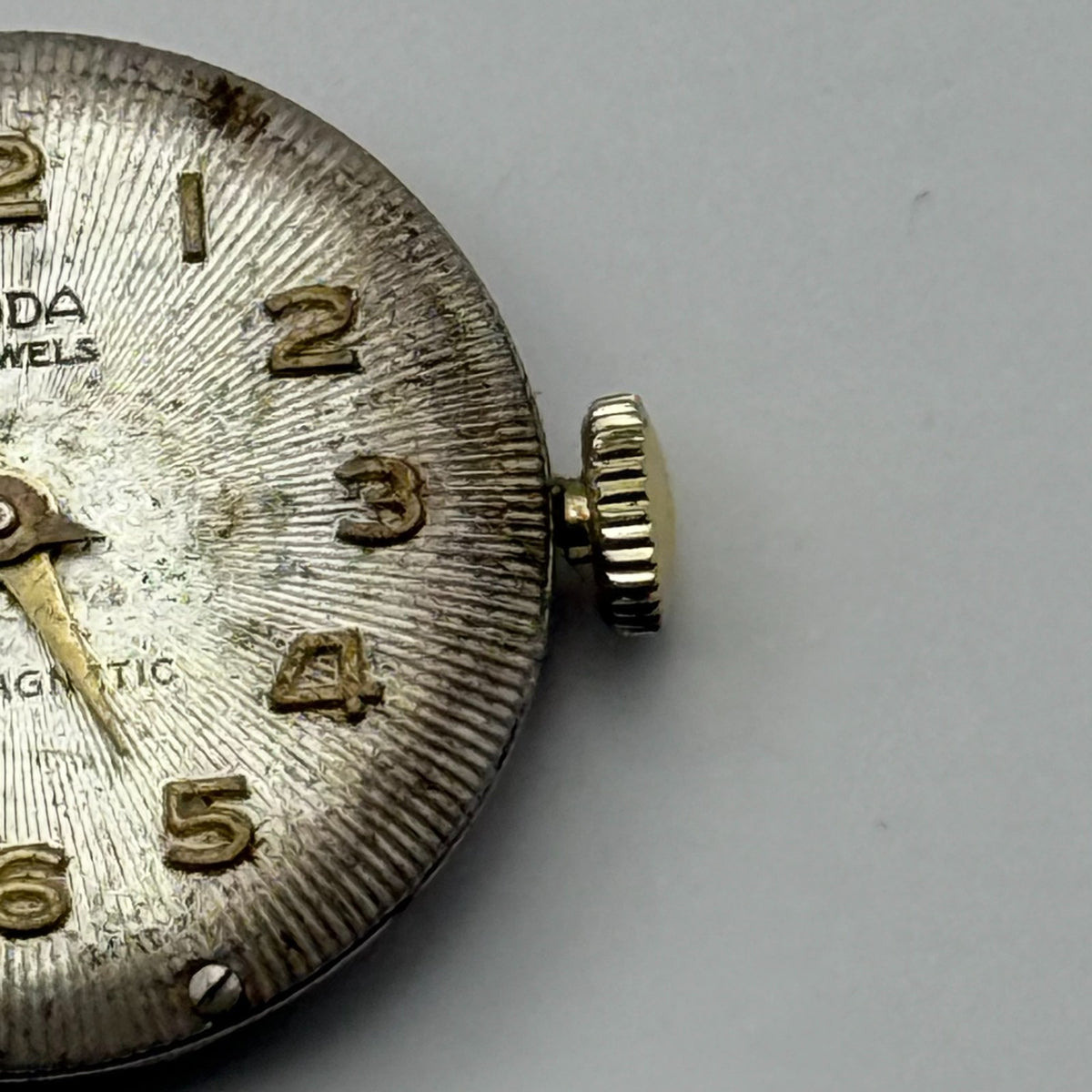 Amida 585 Watch Movement 15 Jewels Swiss Manual Wind Vintage Parts Repair 18.3mm