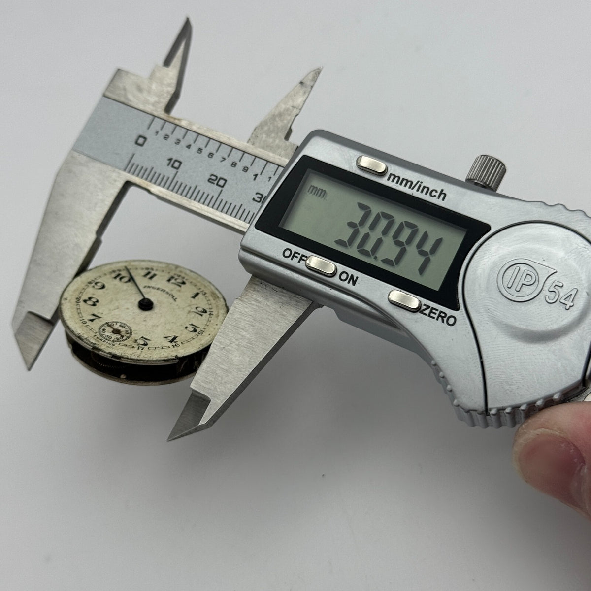 Ingersoll Watch Movement - Sub Seconds Foreign Men's - For Parts / Repair - 31mm
