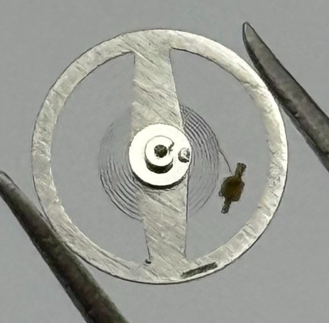 RL 8013 /2 Balance Wheel Complete And Spring 8¾’’’ 5000 Watch Movement Parts NOS