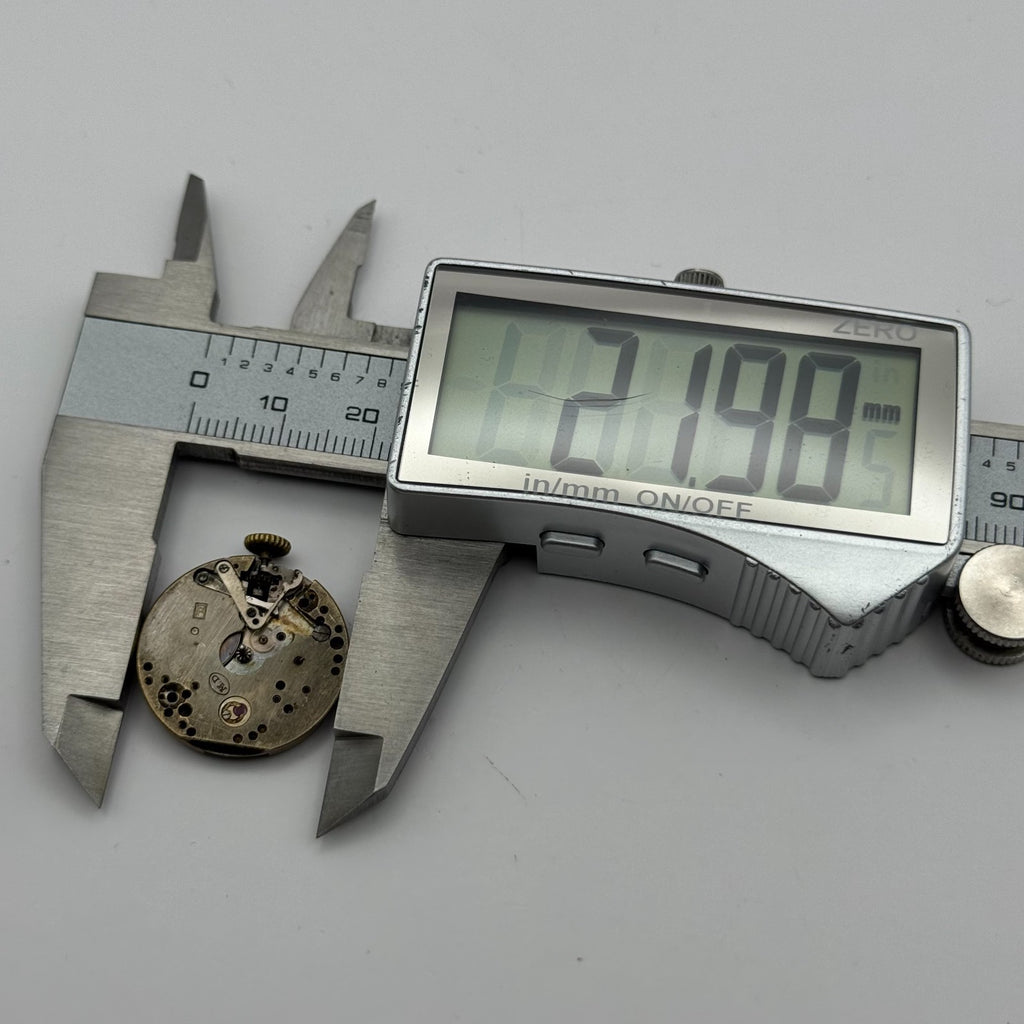 Peseux 6/240 Watch Movement - Spares - For Parts / Repair - 21.9mm
