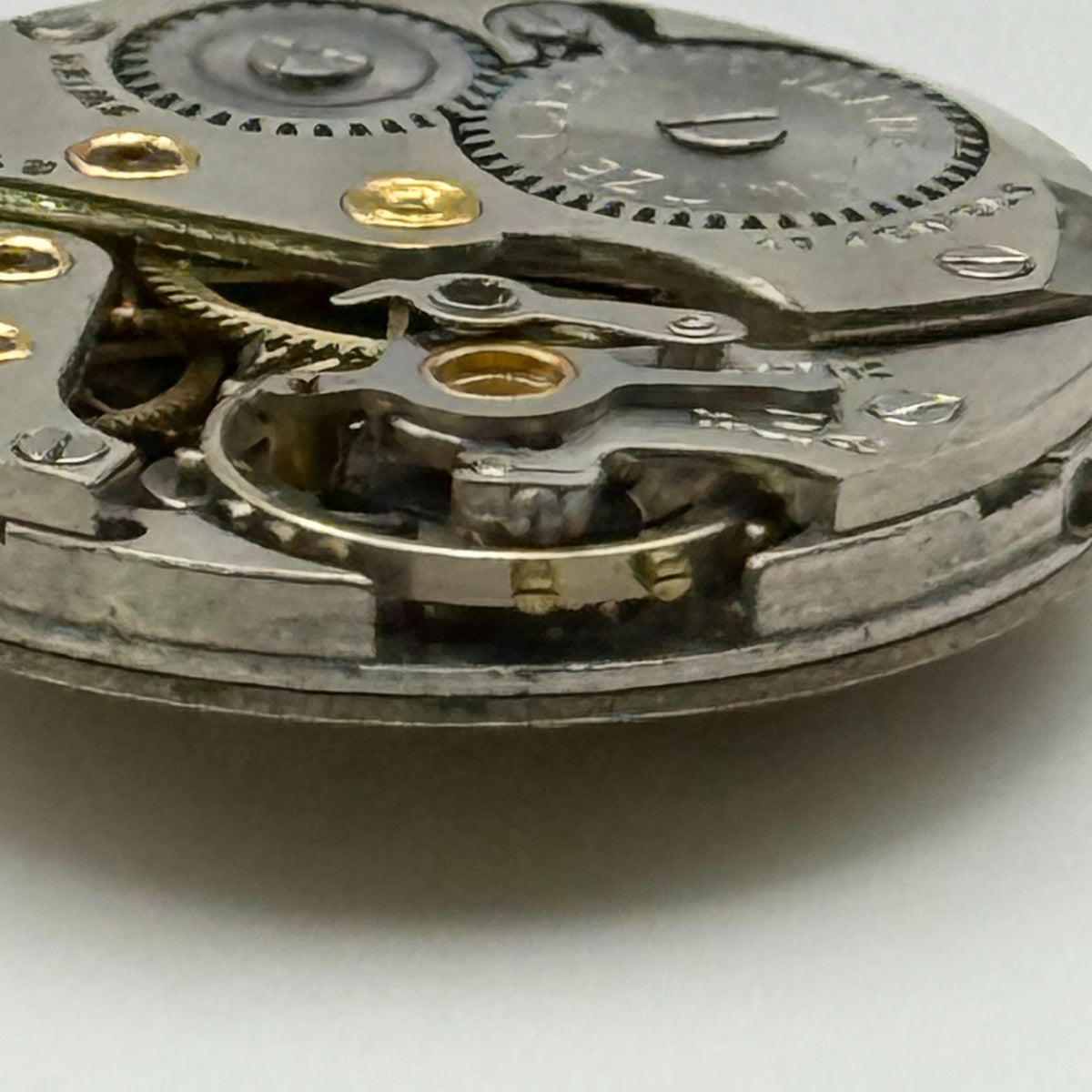 Cyma R.424 Watch Movement Tavannes 17 Jewels Swiss Manual Wind Parts 19.7mm