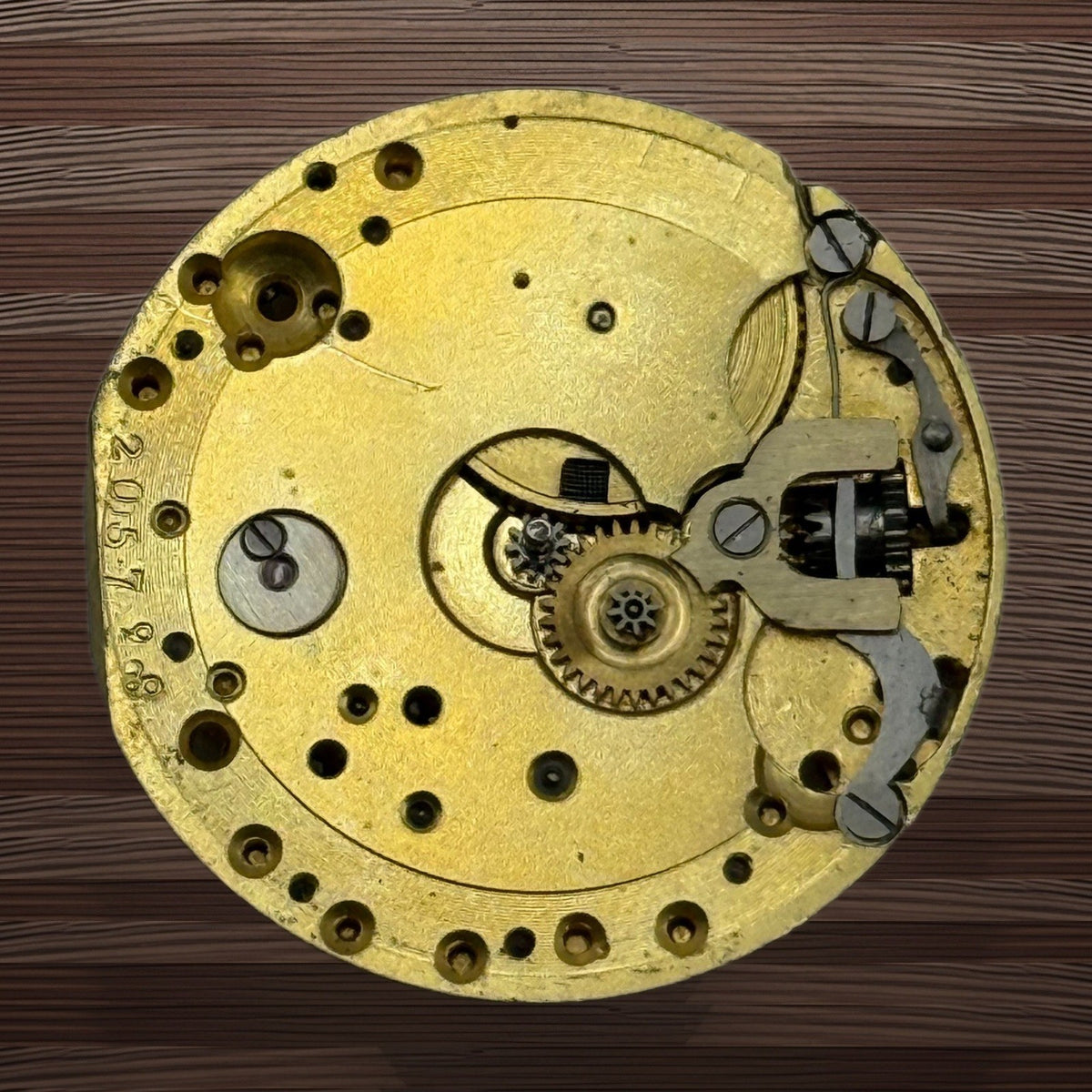 Unidentified Watch Movement - Switzerland - For Parts / Repair - 23.4mm