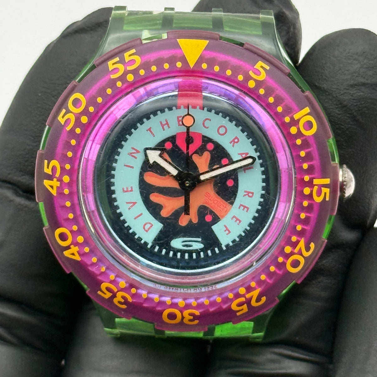Vintage Swatch Scuba 200 Watch SDG102 Cherry Drops 1994 ETA Quartz 40mm Parts