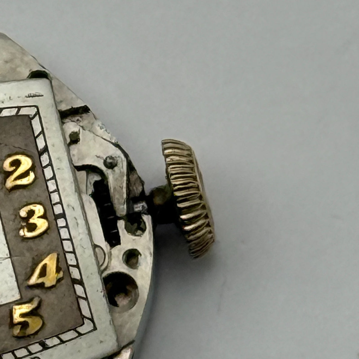 Gruen 211 Watch Movement Veri-Thin 15 Jewels Switzerland Manual Parts 15.3mm