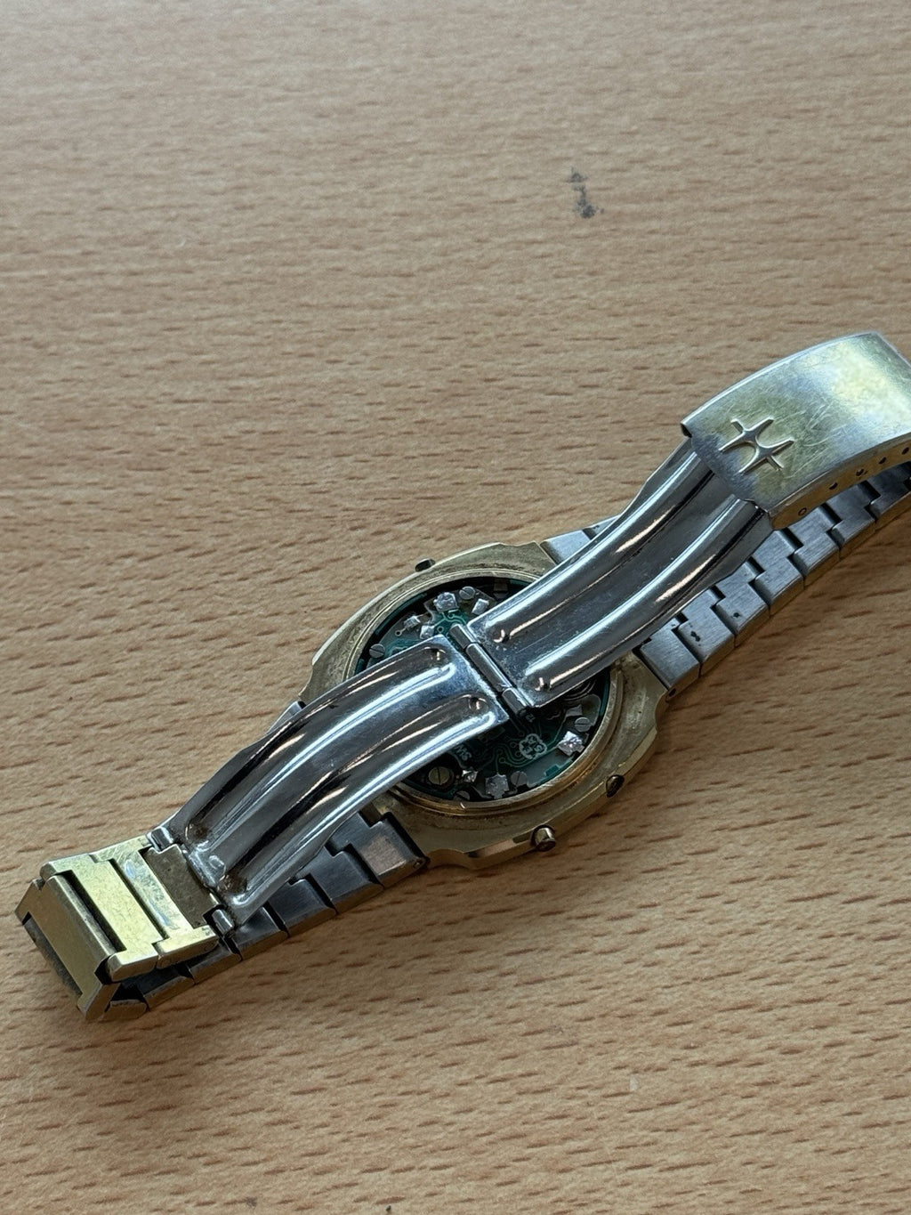 ESA 942.711 Hamilton Digital Watch Chronograph Quartz Vintage For Parts / Repair