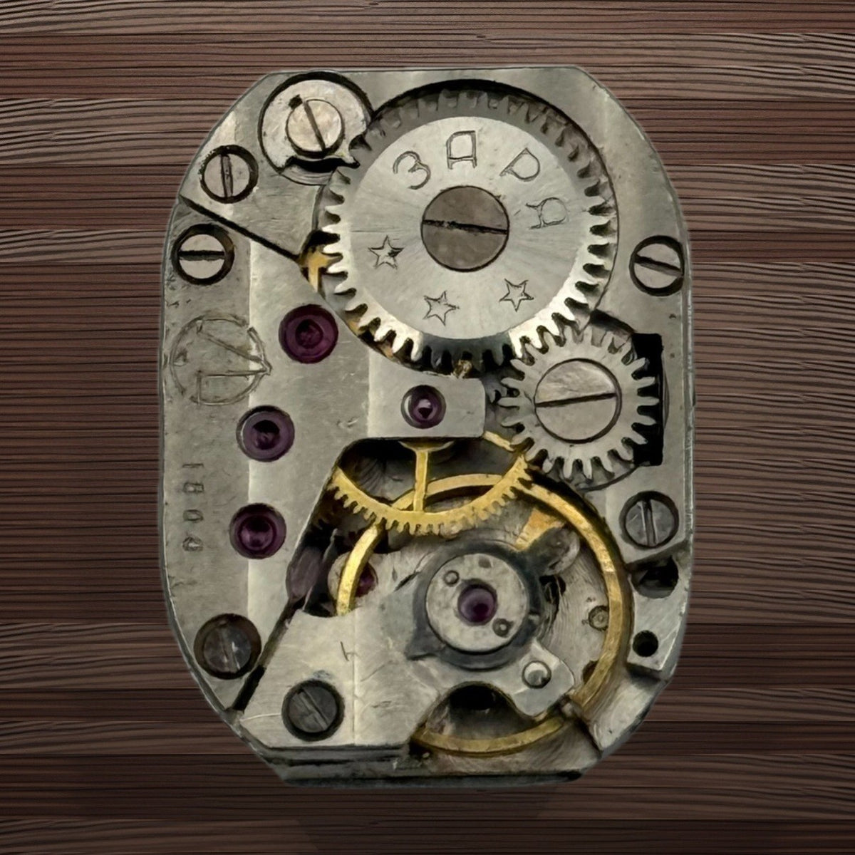 Zaria Luch 1800 Watch Movement Soviet USSR Ladies Running Manual Wind Parts 14mm