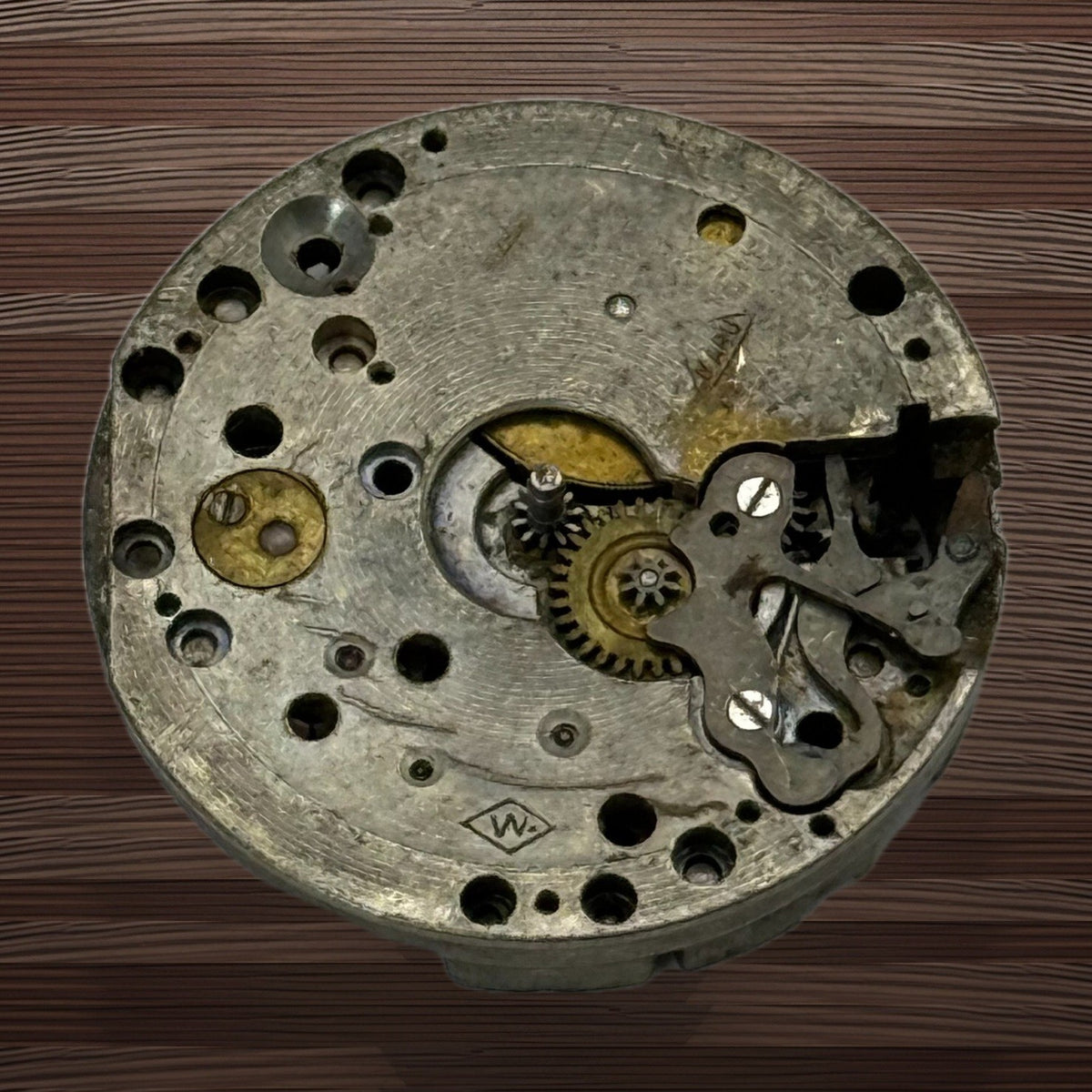 Maru 233 Watch Movement - Bernex - For Parts / Repair - 22mm