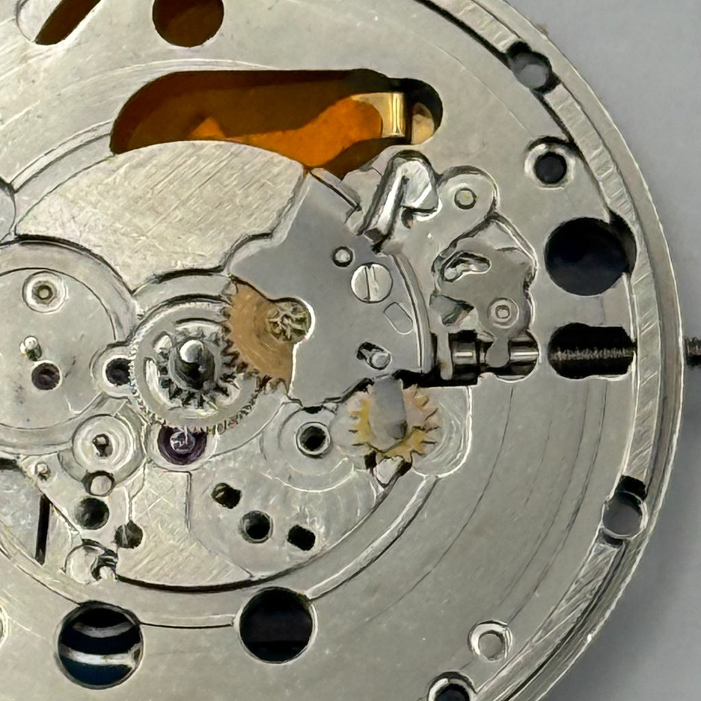 ETA 955.411 Watch Movement Running Quartz 7 Jewels Swiss Parts Repair 23.9mm