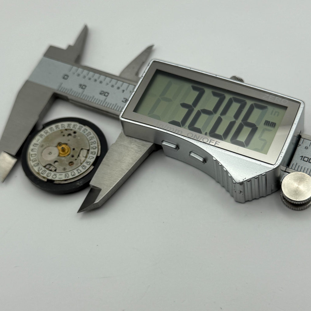 Sekonda Date Watch Movement - For Parts / Repair - 25.7mm