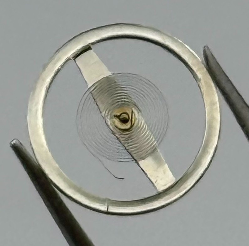 RL 1013 1113 Balance Wheel Complete And Spring 1752 M Watch Movement Parts NOS