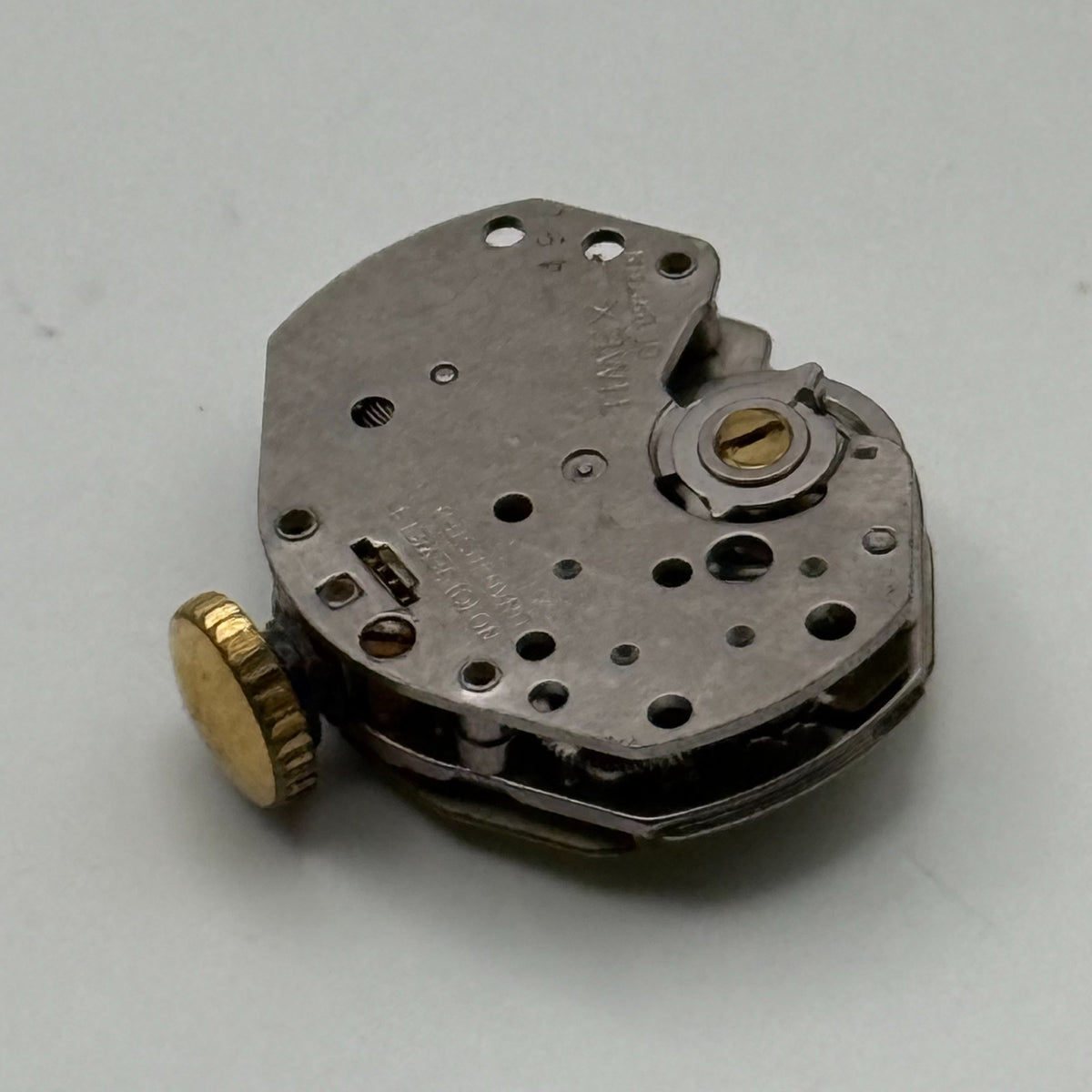Timex 490 Watch Movement Gt. Britain Unadjusted Manual Wind Parts Repair 15.1mm