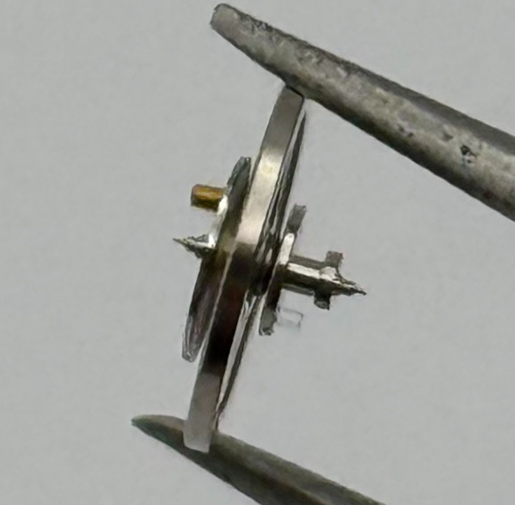 Ebosa 85 Balance Wheel Complete And Spring Renata 132 M Watch Movement Parts NOS
