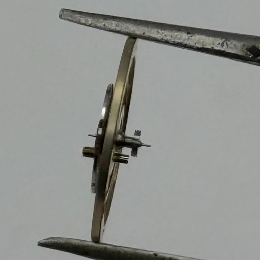 RL 7013/1 Balance Wheel Complete And Spring 10½’’’ 4884 Watch Movement Parts NOS