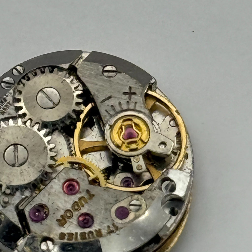 Tudor Precision Watch Movement - 17 Rubies Ladies - For Parts / Repair - 15.5mm