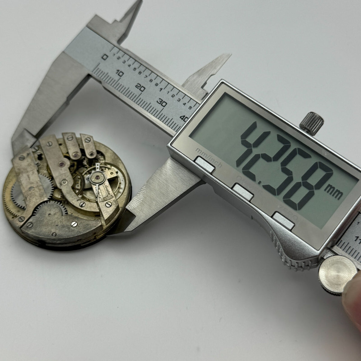 Unidentified Open Face Swiss Balance Ok Pocket Watch Movement Parts 42.5mm