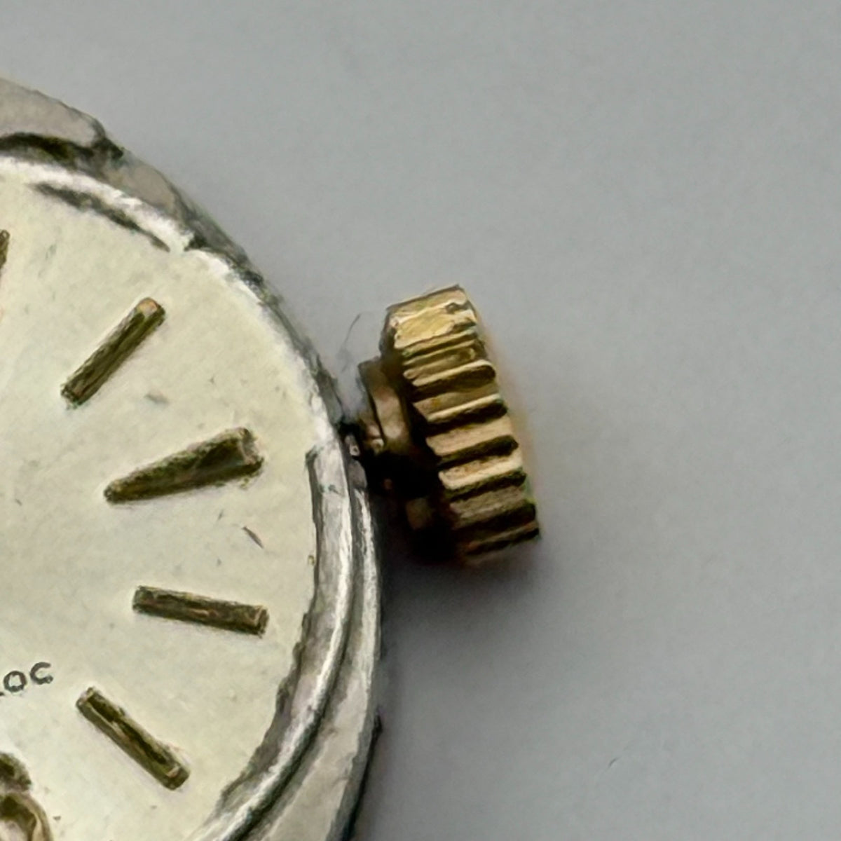 FEF 6662 Watch Movement Running Avia Swiss 17 Jewels Manual Wind Parts 15.3mm