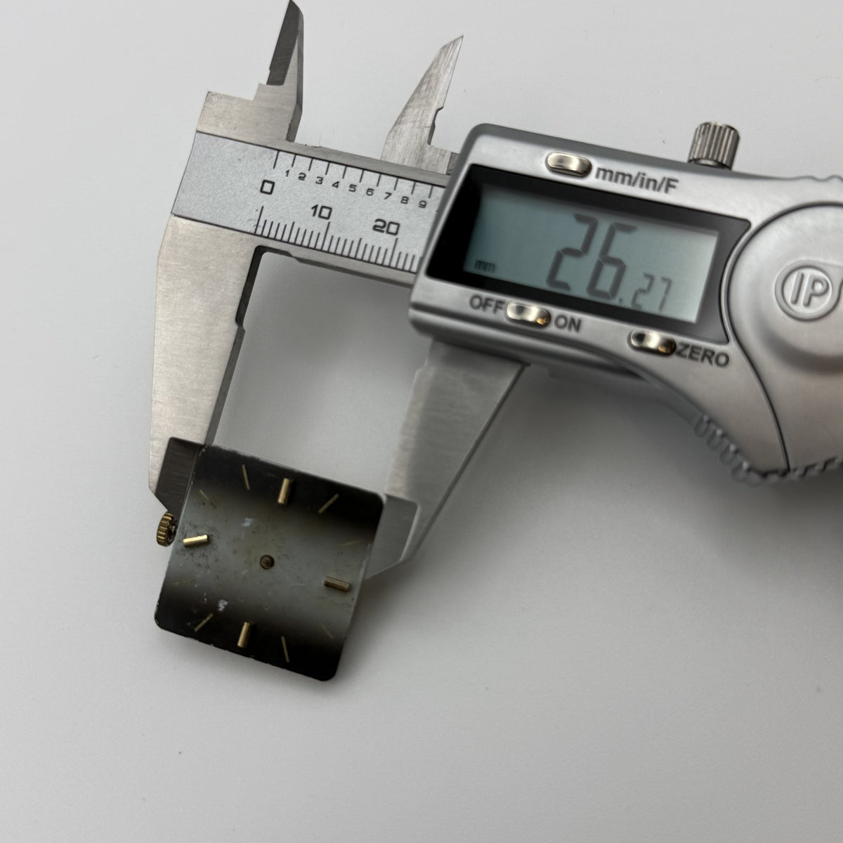 SGT 200-1 Watch Movement - For Parts / Repair