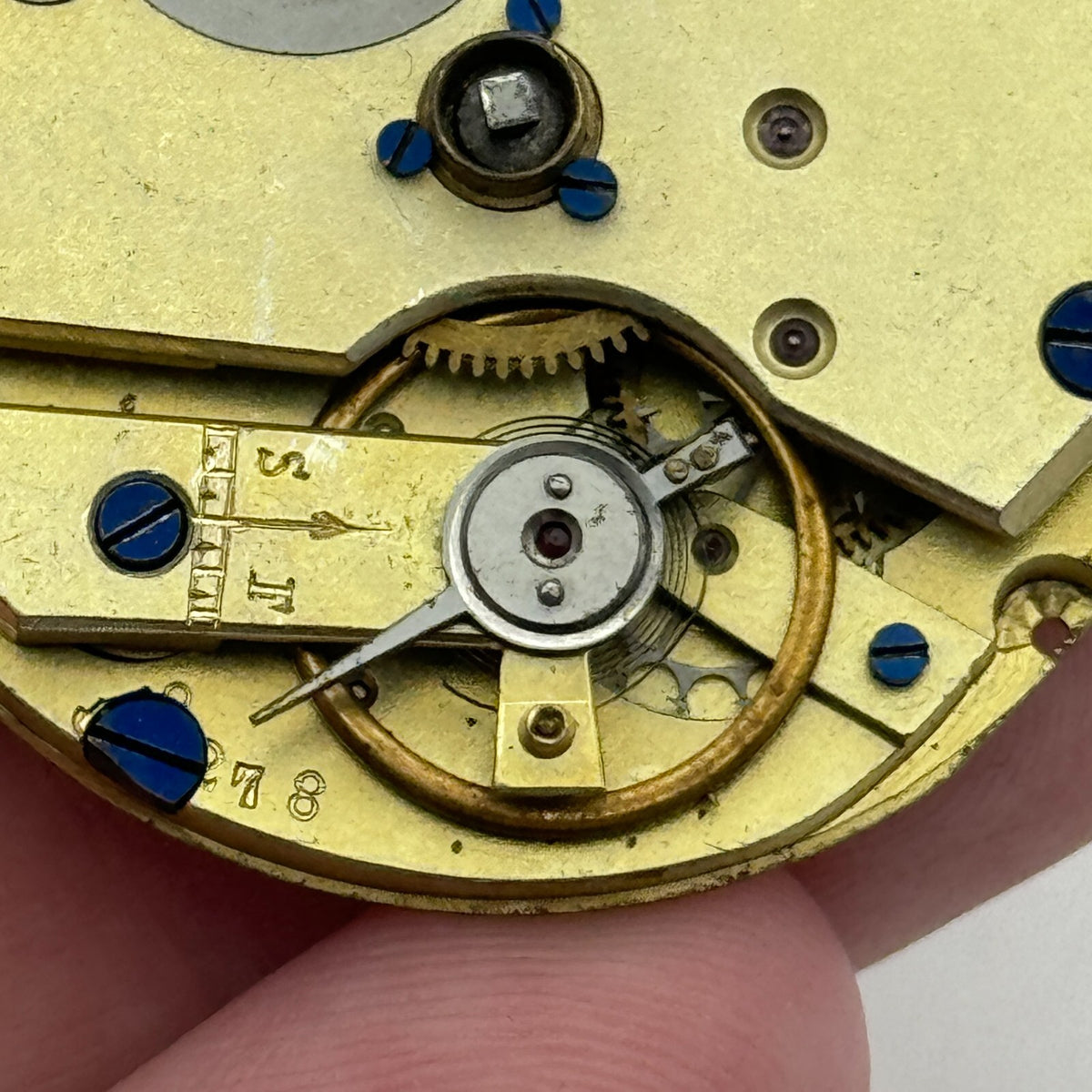 Unidentified Antique Key Wound Pocket Watch Movement PARTS REPAIR SPARES 36.3mm 