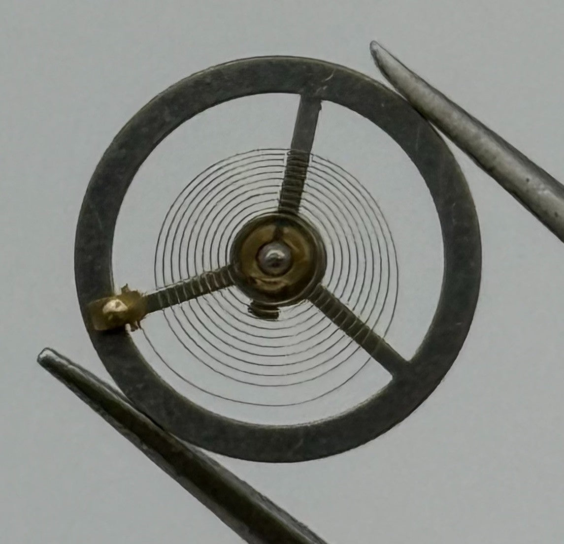 Brac 180 Balance Wheel Complete And Spring 12’’’ Pour Watch Movement Parts NOS