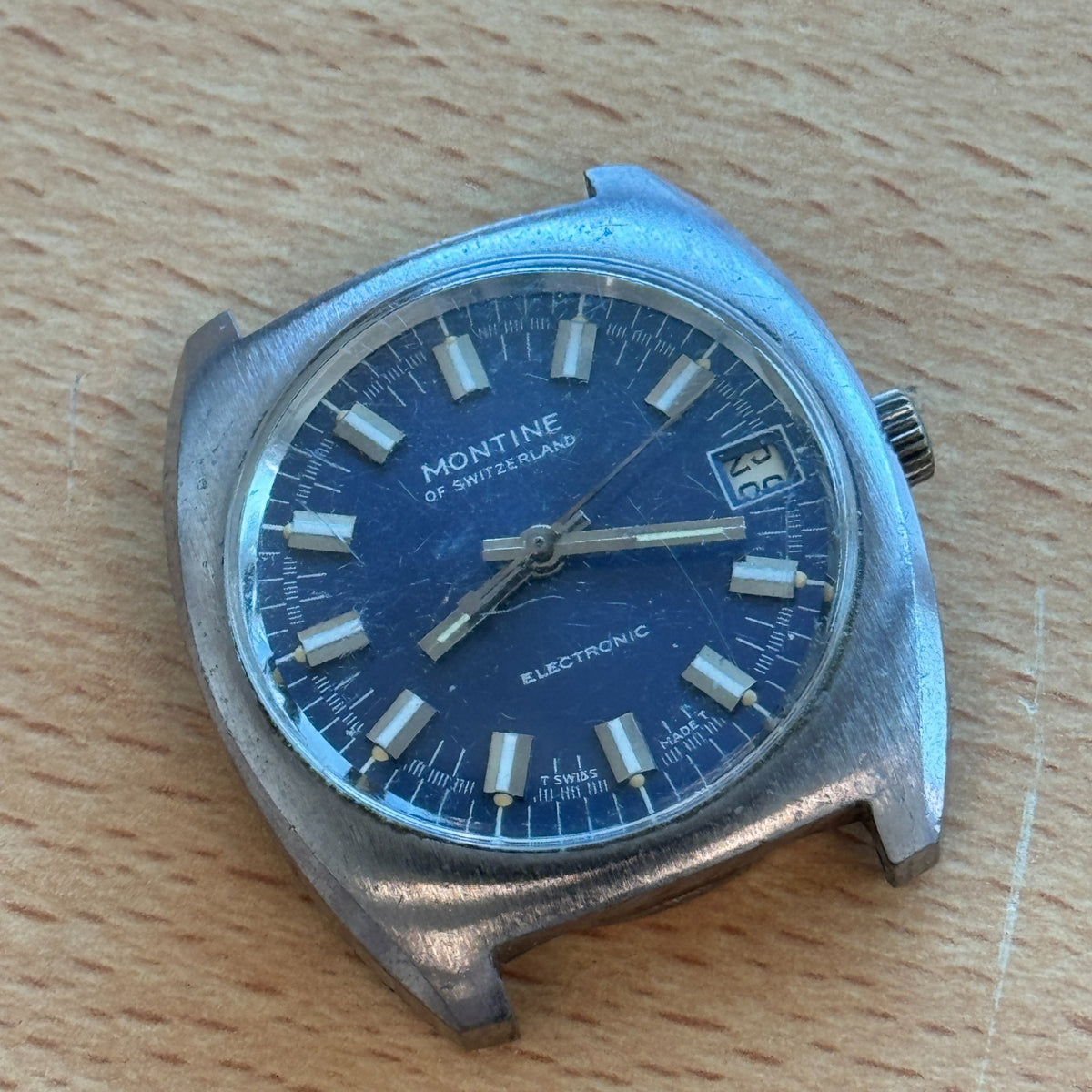 Avia Electronic ESA 9157 Watch - For Parts / Repair - Rare Vintage Men’s 36mm