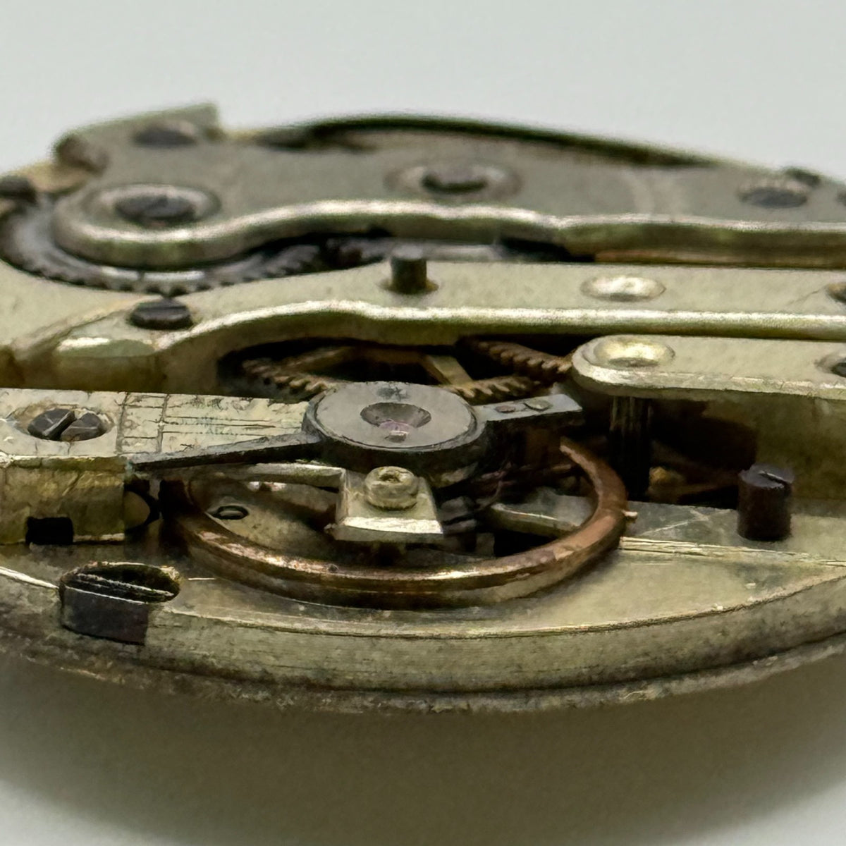 Cylinder Escapement Pocket Watch Movement - Unidentified - Parts / Repair 33.9mm
