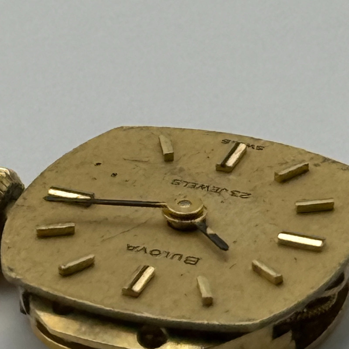 Bulova 5BD Watch Movement Running Ladies 23 Jewels Swiss Manual Wind Parts 13mm