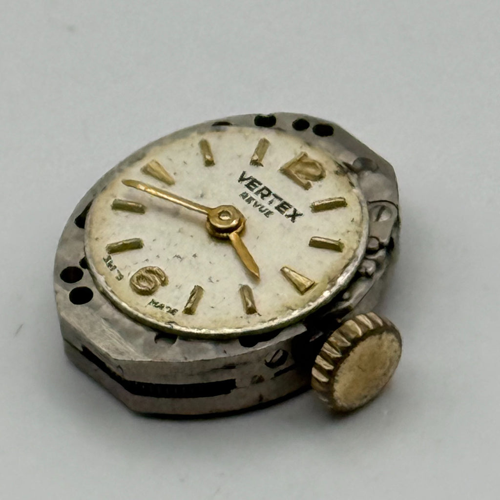 Vertex Revue 205 Watch Movement - Ladies 15 Jewels 15.4m - For Parts / Repair