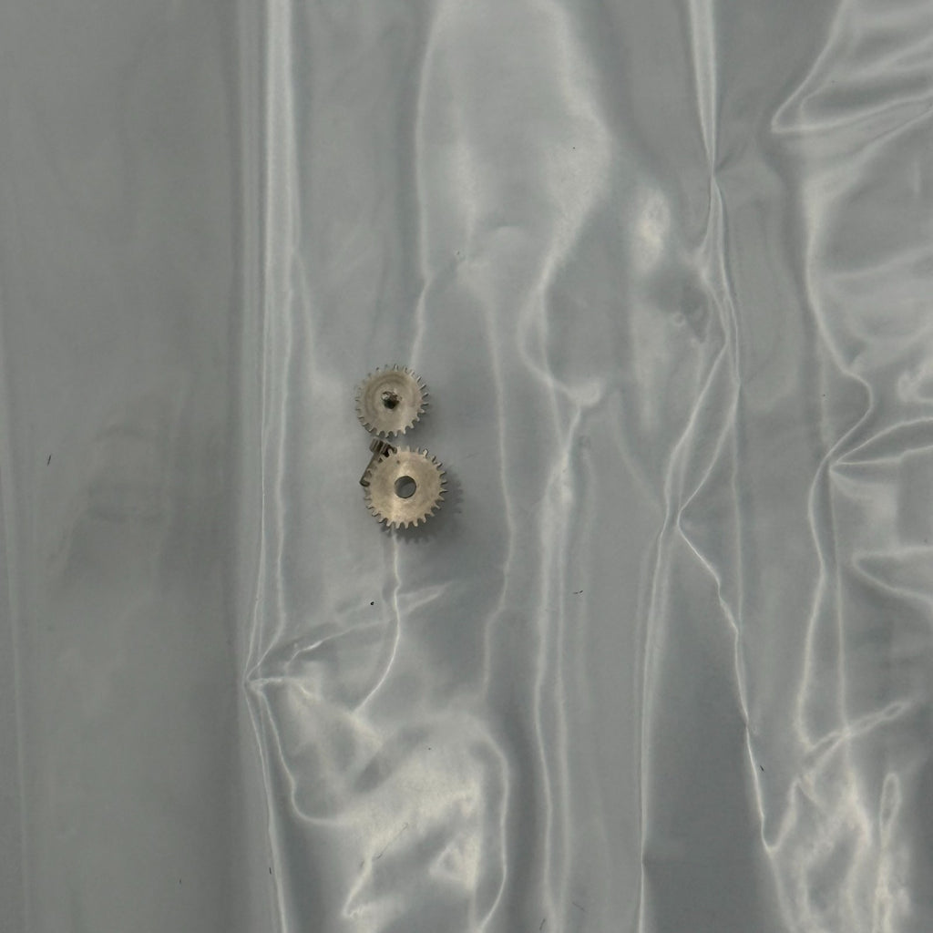 EB 8450 Watch Movement - Bettlach 8450 - Running - For Parts / Repair