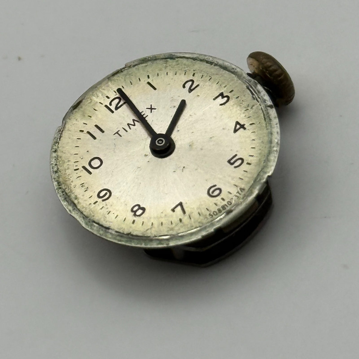 Timex 447 Watch Movement Gt. Britain Manual Wind Vintage Parts Repair 15.1mm