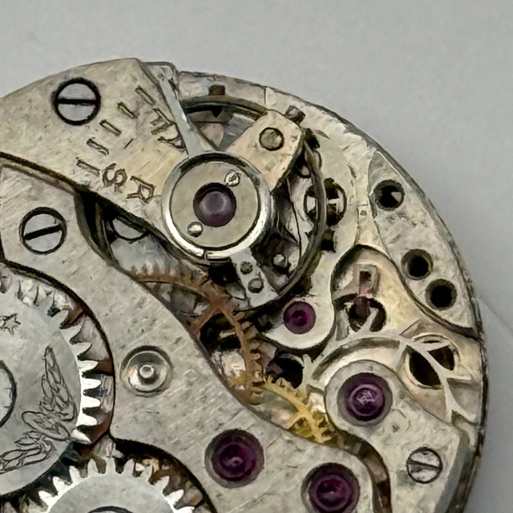 Peseux 150 Watch Movement 15 Jewels Swiss Manual Wind Parts Repair 17.4mm