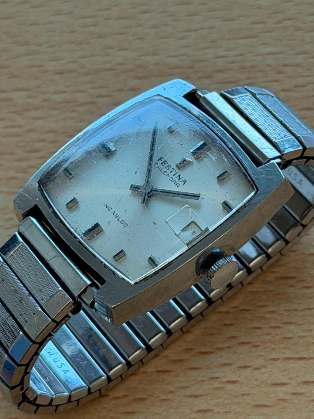 Festina Calendar Vintage Men's Watch - Mechanical - Running - Peseux 7046