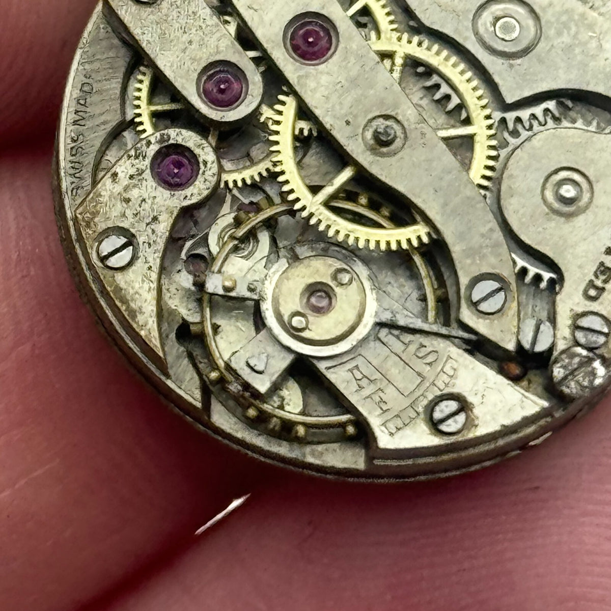 Unidentified High Grade Manual Wind Watch Movement - For Parts / Repair - 23.5mm