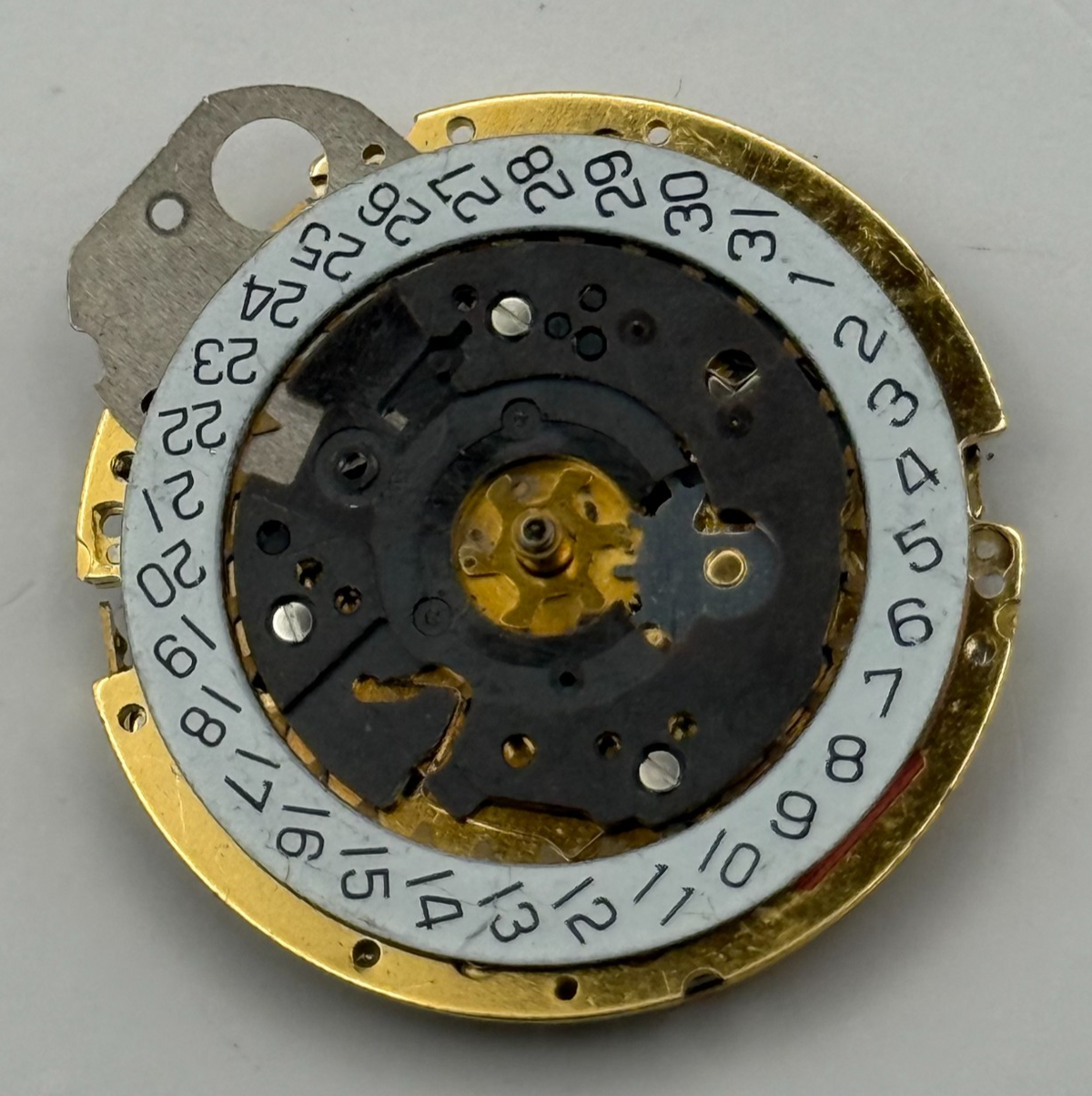ISA 8172 Watch Movement Quartz Swiss Date 3 Jewels Vintage Parts Repair 26.1mm