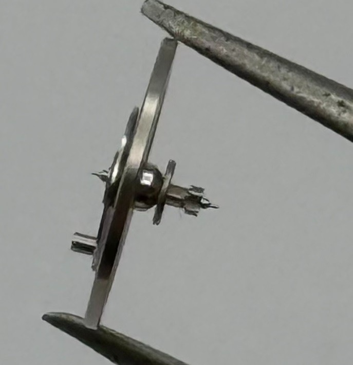 EB 1612 Balance Wheel Complete And Spring 6¾-8’’’ 950 Watch Movement Parts NOS