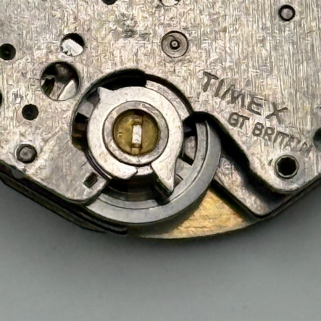 Timex 490 Watch Movement Gt. Britain Unadjusted Manual Wind Parts Repair 15.1mm