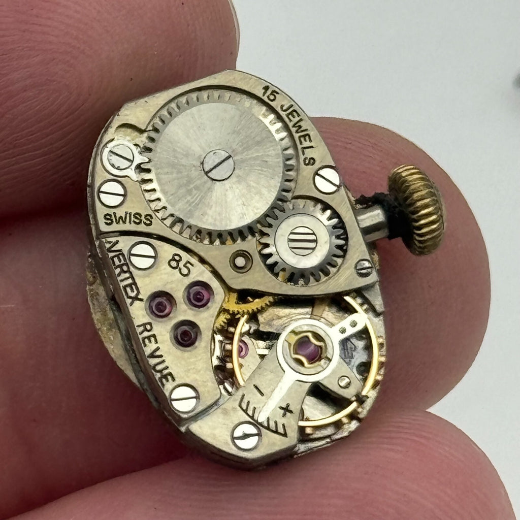 Vertex Revue 85 Watch Movement Running Manual Wind 15 Jewels Swiss Parts 12.7mm