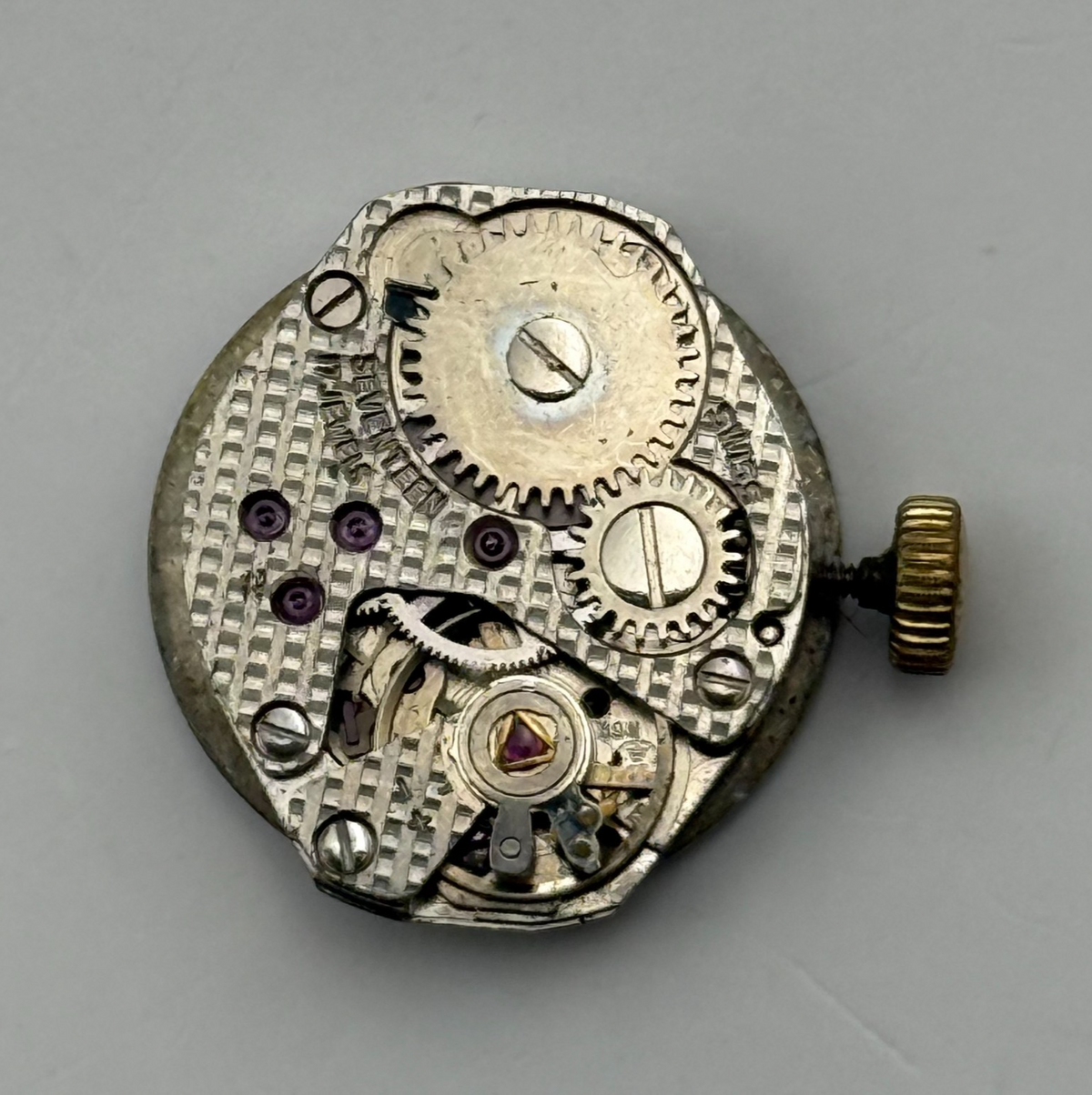 FHF ST 69N Watch Movement Excalibur 17 Jewels Swiss Ladies Parts Repair 15.3mm