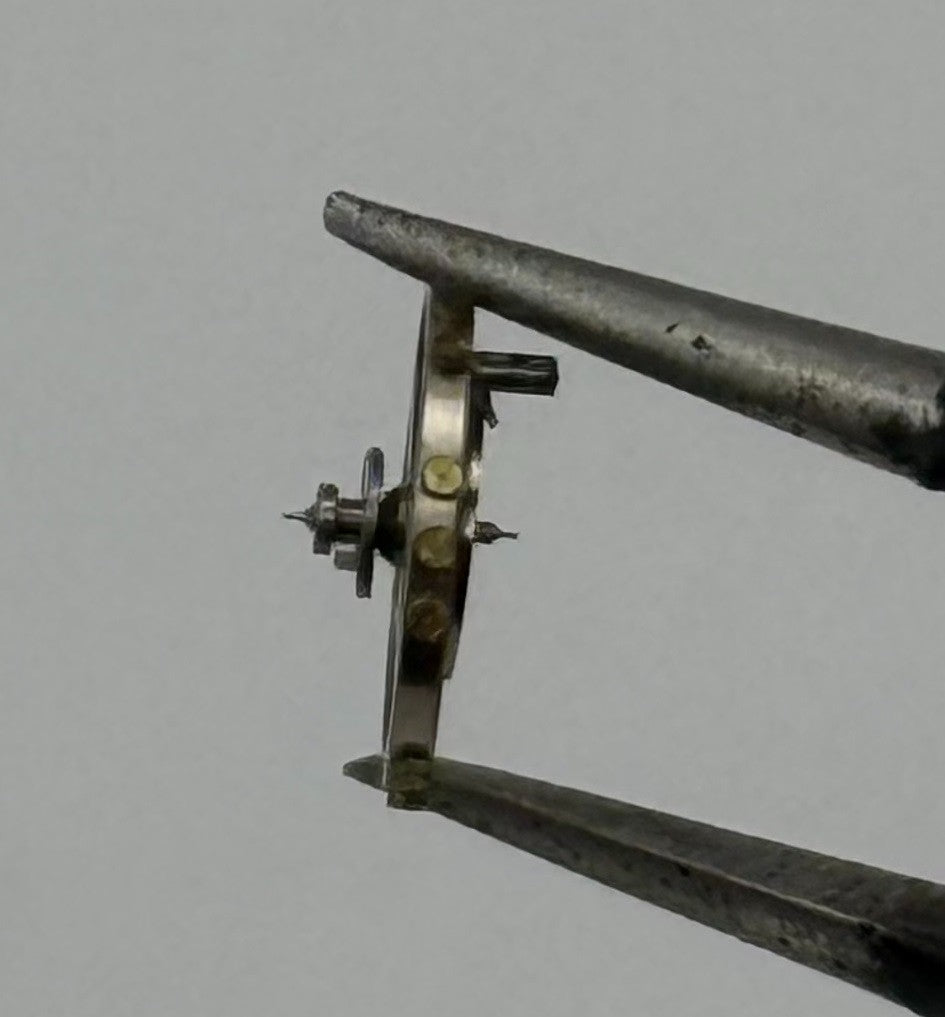 Pierce 59 Balance Wheel Complete And Spring 5¼’’’ 640 Watch Movement Parts NOS