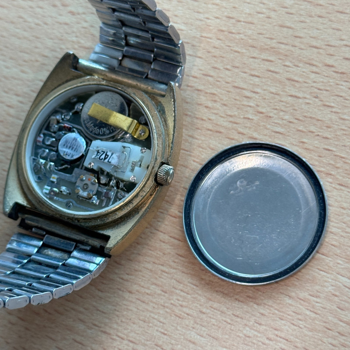 Seth Thomas Quartzmatic Watch - Rare Vintage Digital - Running To Restore - 38mm