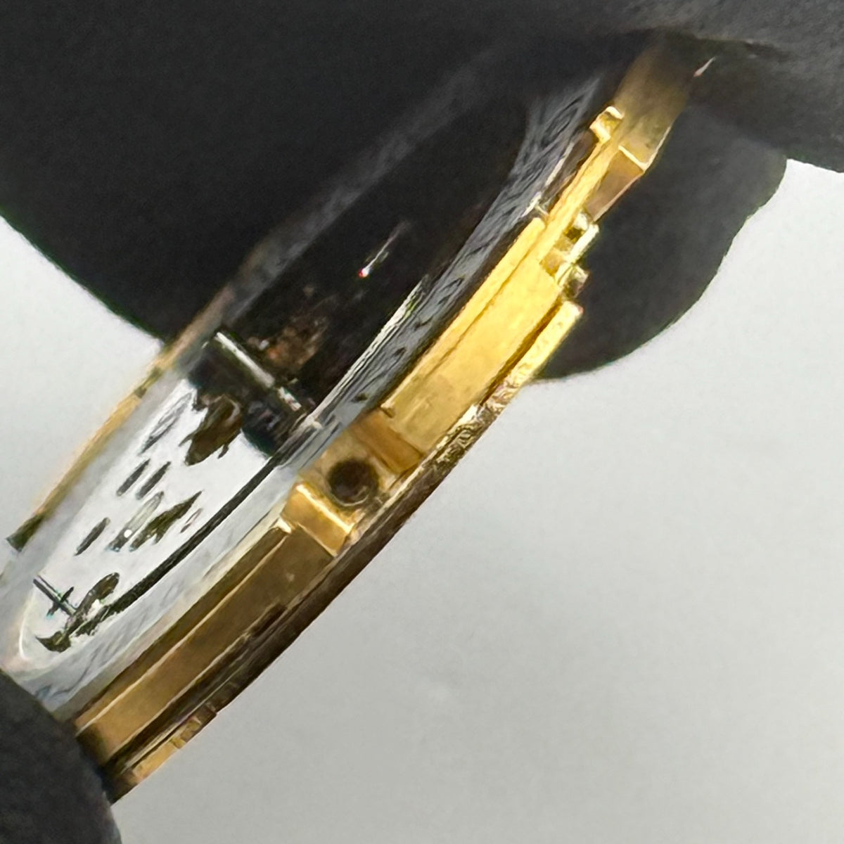 Ronda 1009 Watch Movement - Quartz Date 10 Jewels - For Parts / Repair