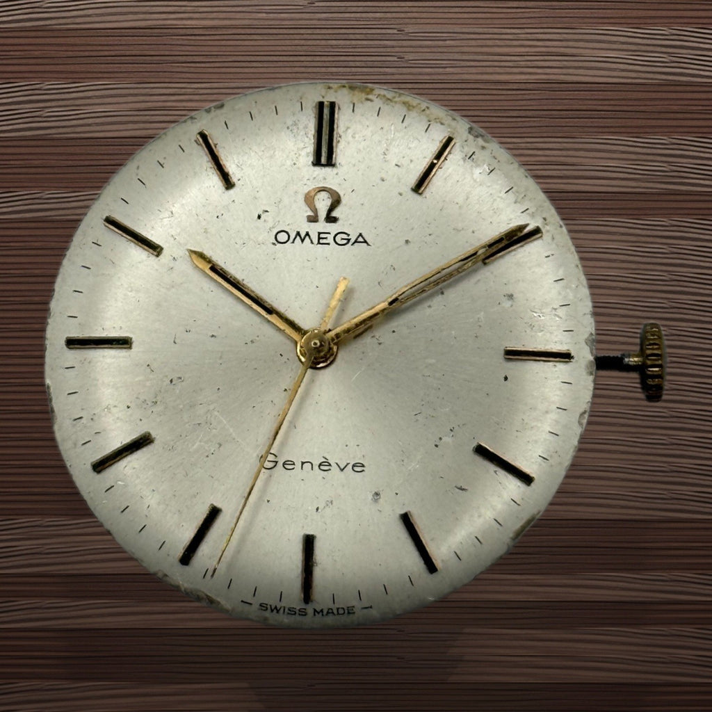 Omega 601 Watch Movement - To Restore Or - Running - For Parts / Repair - 28.3mm